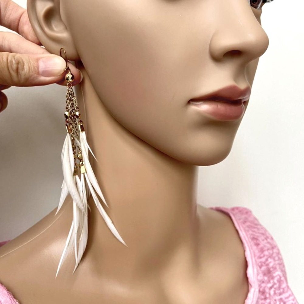 Feather earrings with gold chain